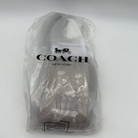 Coach X Peanuts Racer Sling Pack In Signature Canvas With Snoopy Print - Picture 11 of 14